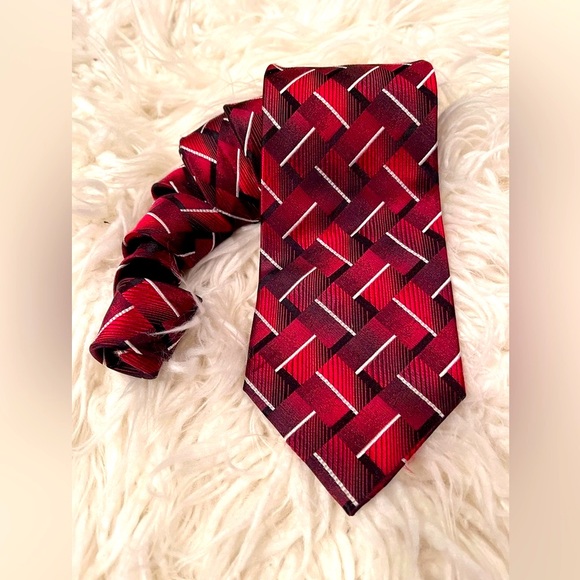 Pierre Cardin All Silk Necktie - Picture 1 of 11